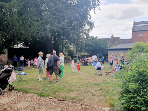 Summer Pop-Up